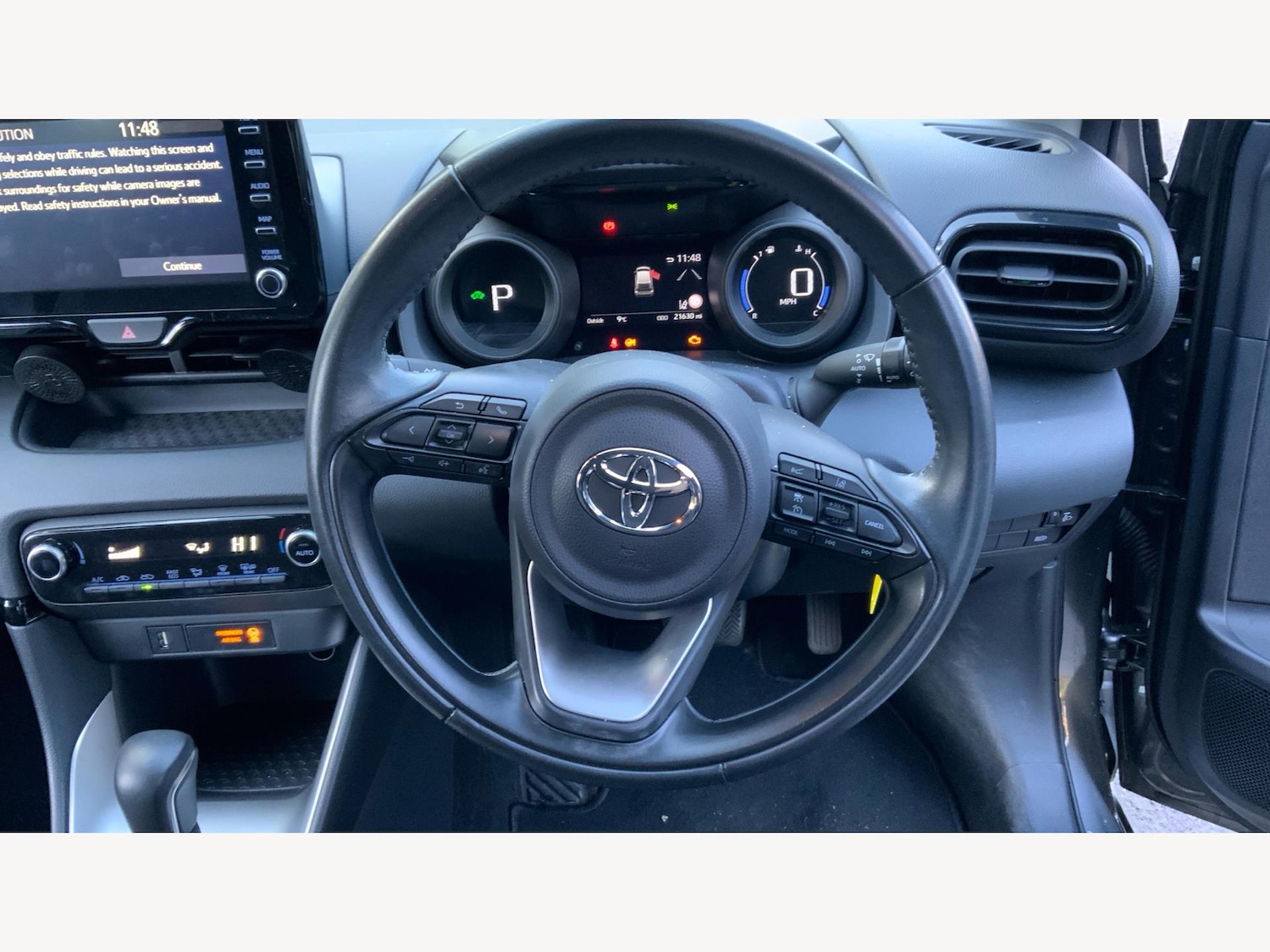 Used Toyota Yaris 2022 for sale - 76656997: Photo 10