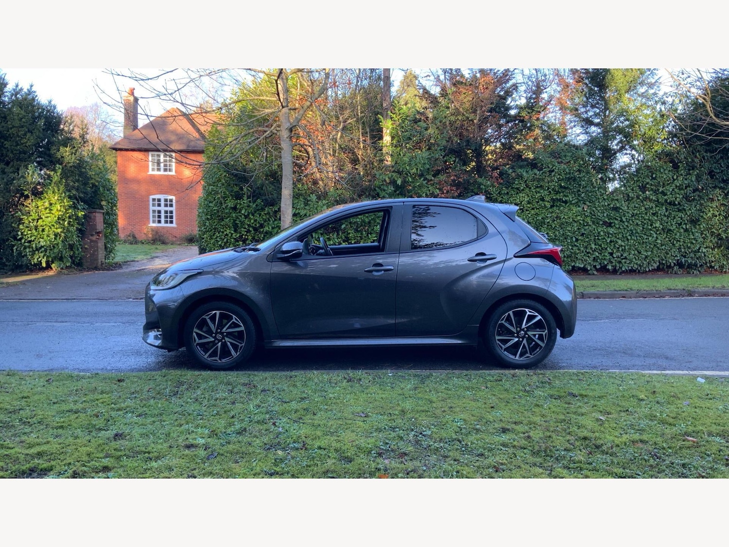 Used Toyota Yaris 2022 for sale - 76656997: Photo 19