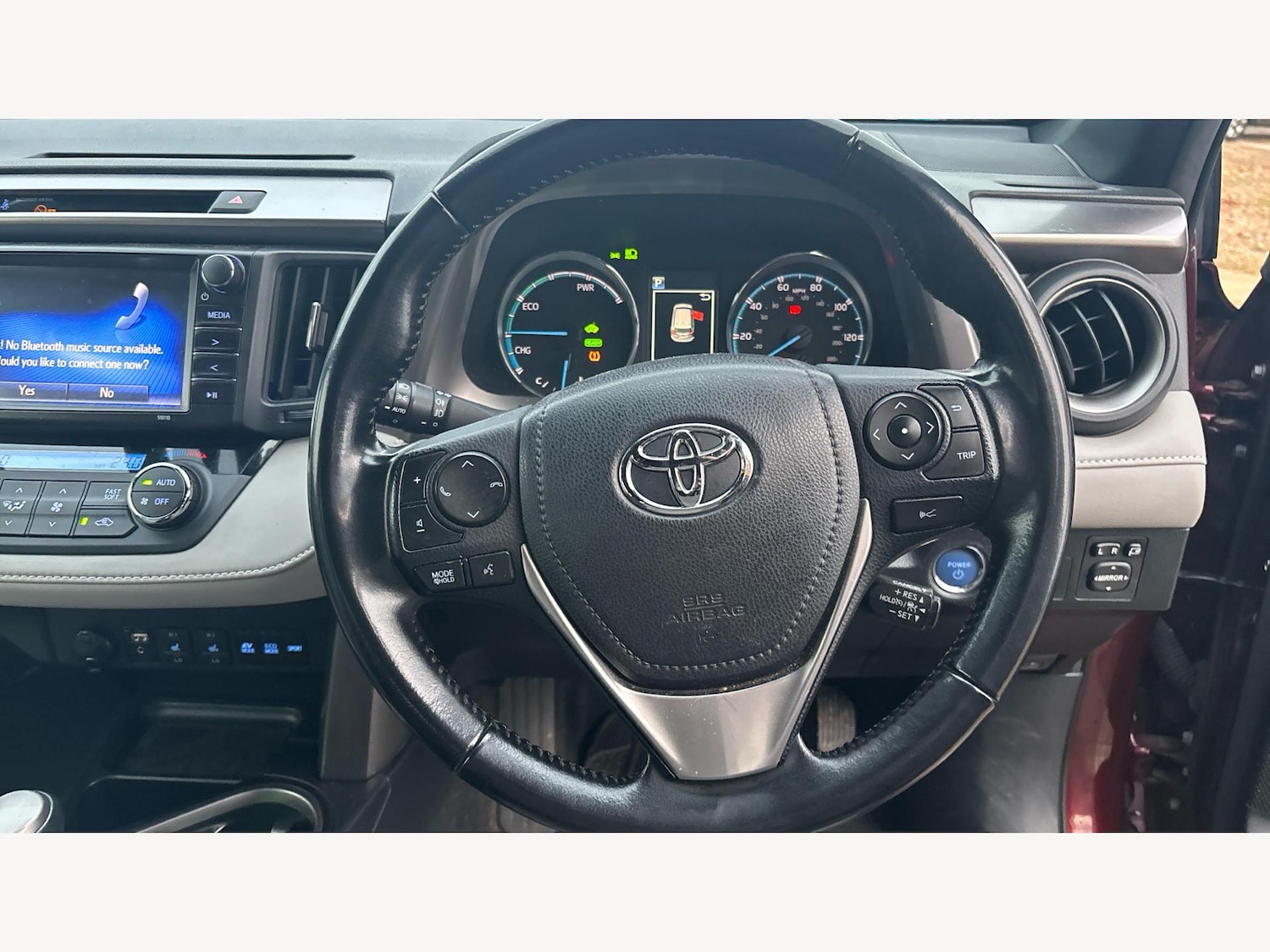 Used Toyota RAV4 2017 for sale - 77050287: Photo 10