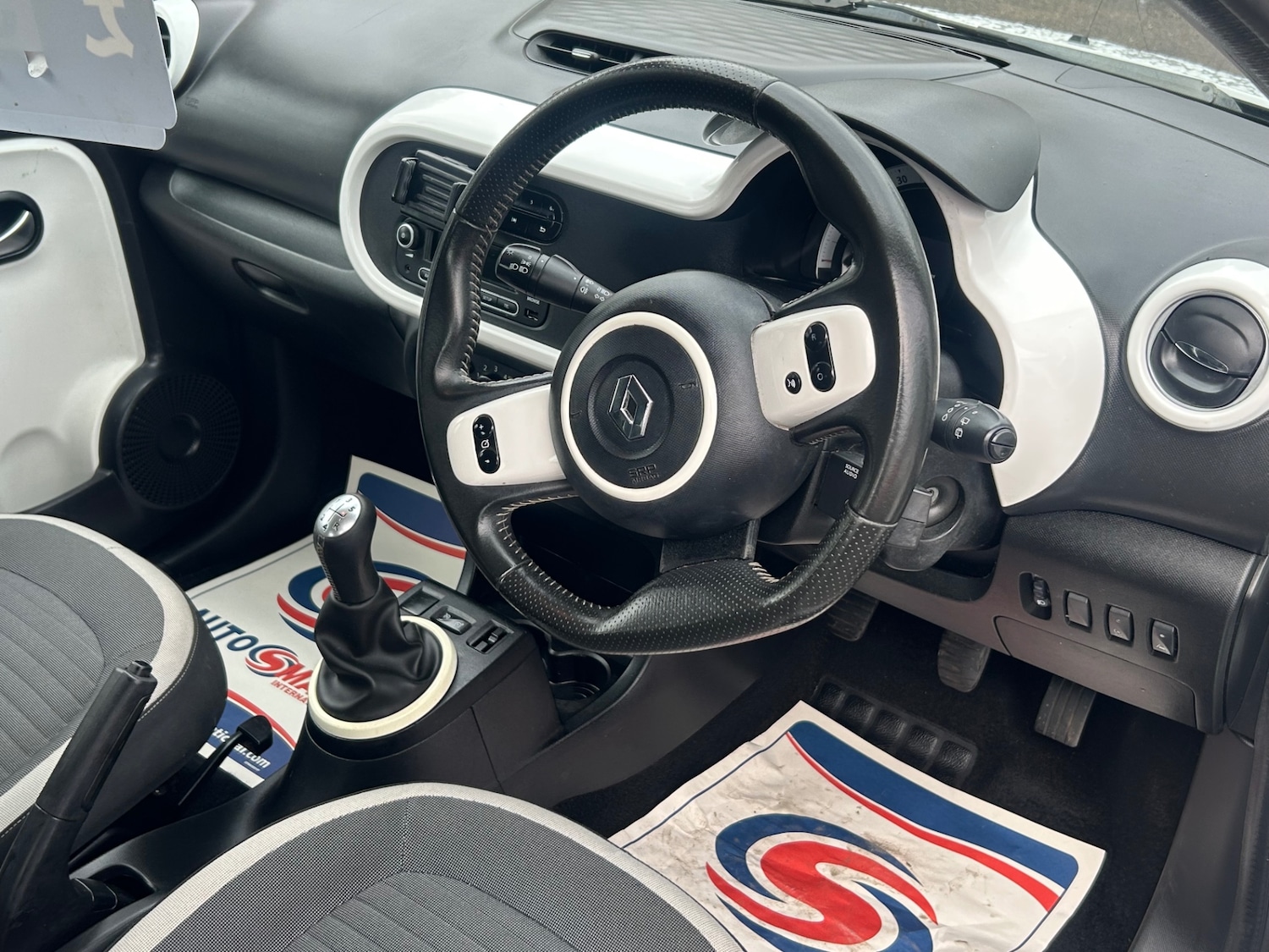 Used Renault Twingo 2015 for sale - 78045451: Photo 5