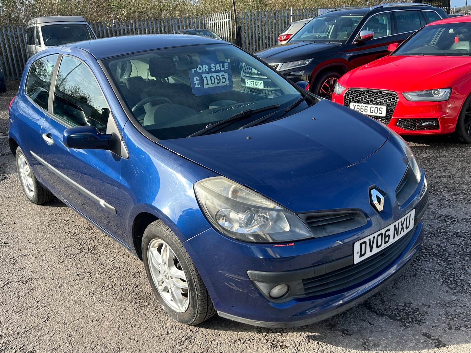 Used Renault Clio 2006 for sale - 78045400: Photo 2