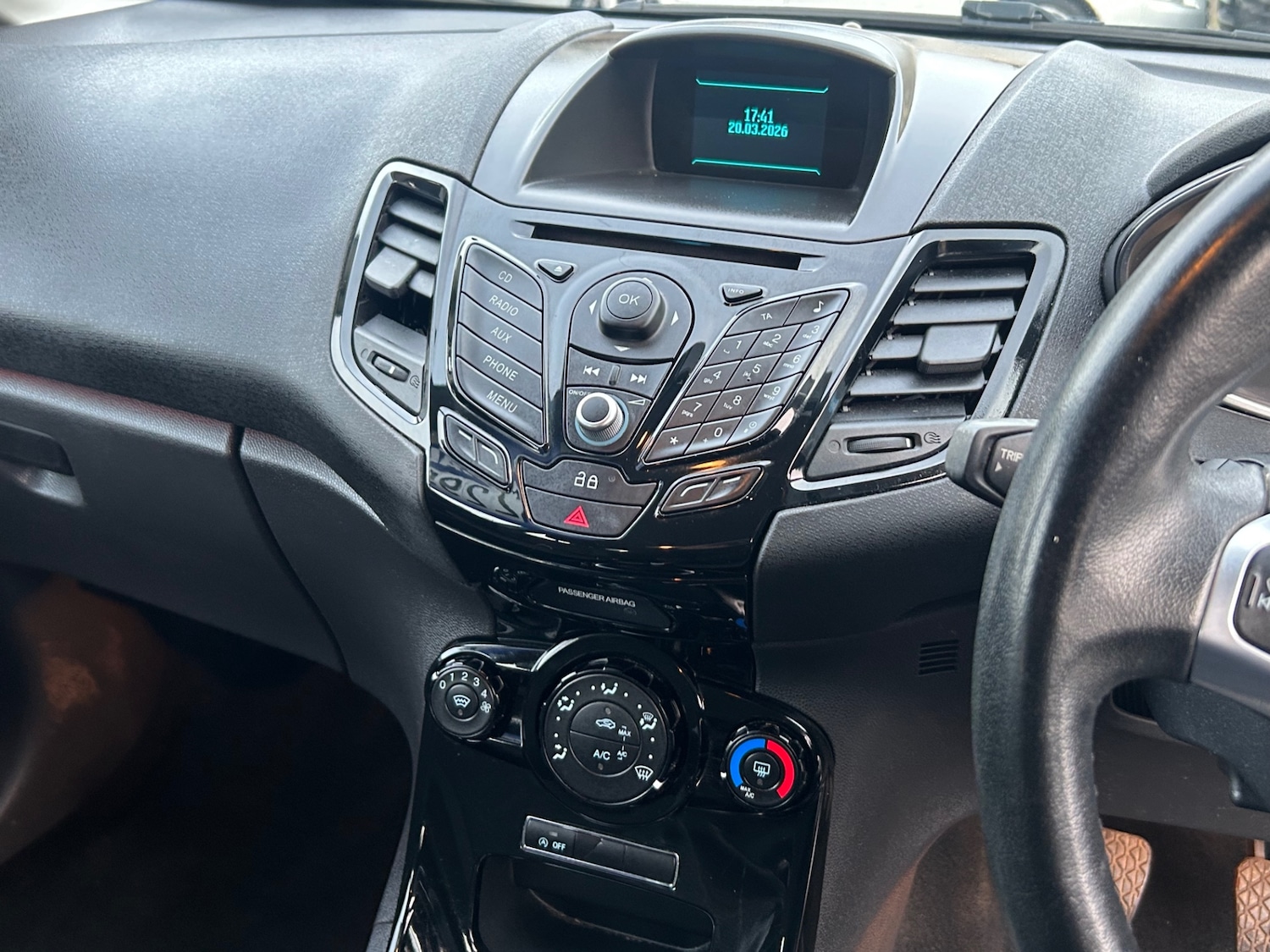 Used Ford Fiesta 2014 for sale - 78044921: Photo 6