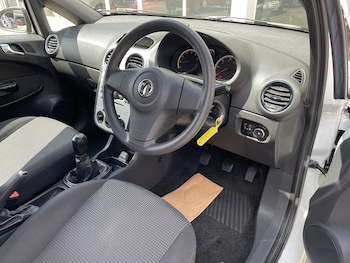 Used Vauxhall Corsa 2012 for sale - 75441483: Photo
