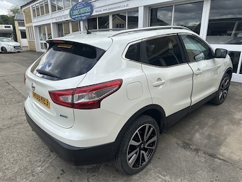 Used Nissan Qashqai 2015 for sale - 75441478: Photo