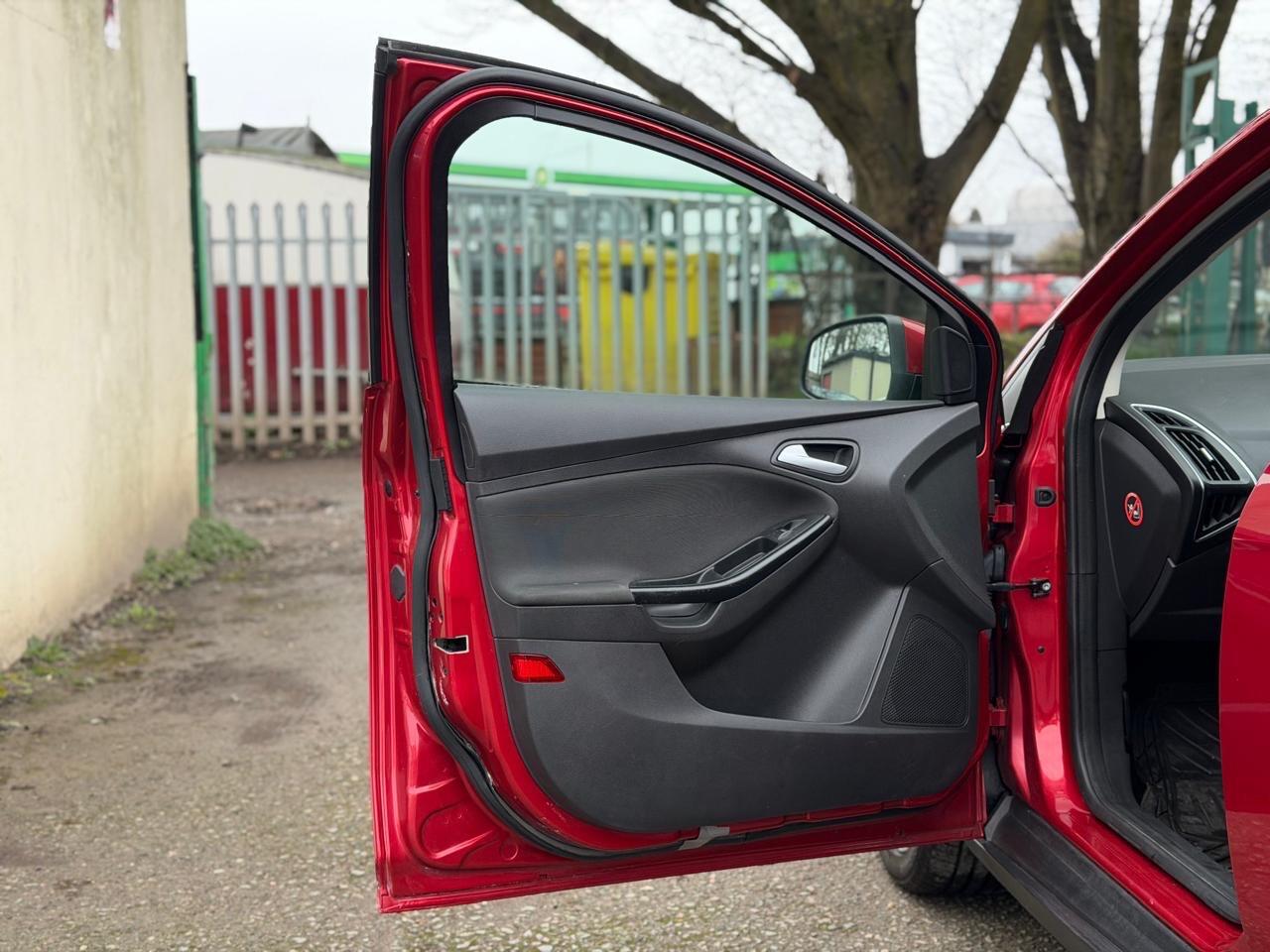 Used Ford Focus for sale - 77784556: Photo 46