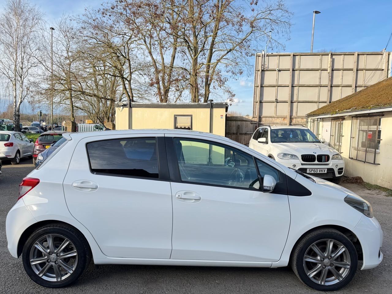Used Toyota Yaris 2012 for sale - 77737317: Photo 11