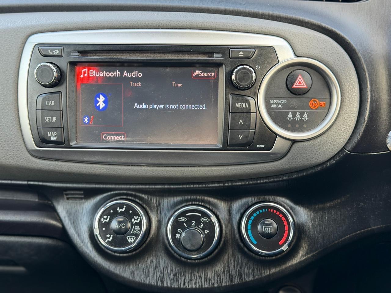 Used Toyota Yaris 2012 for sale - 77737317: Photo 15