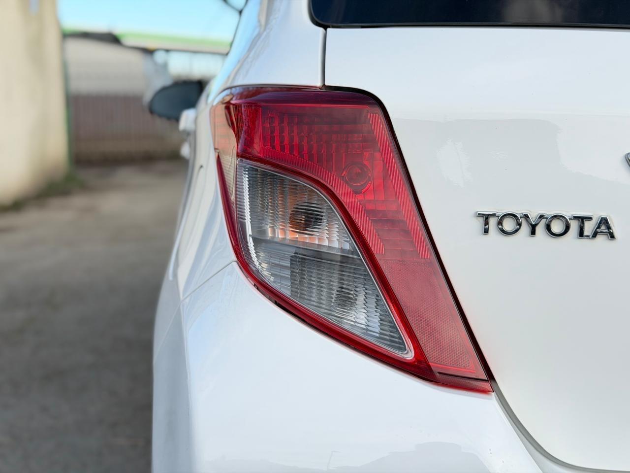 Used Toyota Yaris 2012 for sale - 77737317: Photo 38