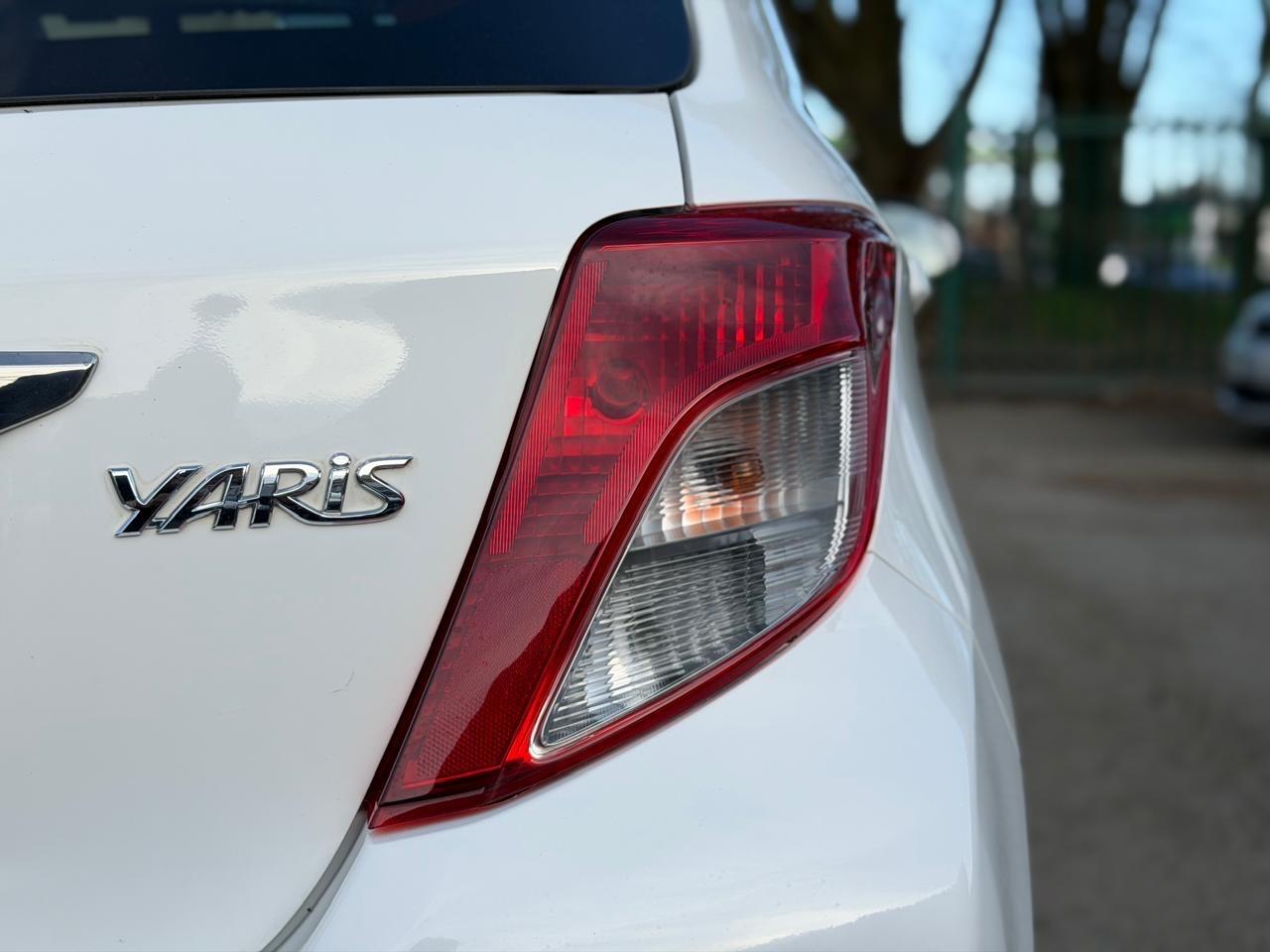 Used Toyota Yaris 2012 for sale - 77737317: Photo 39