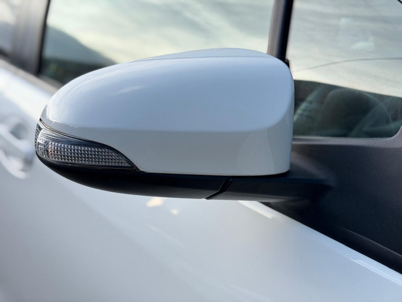 Used Toyota Yaris 2012 for sale - 77737317: Photo 42