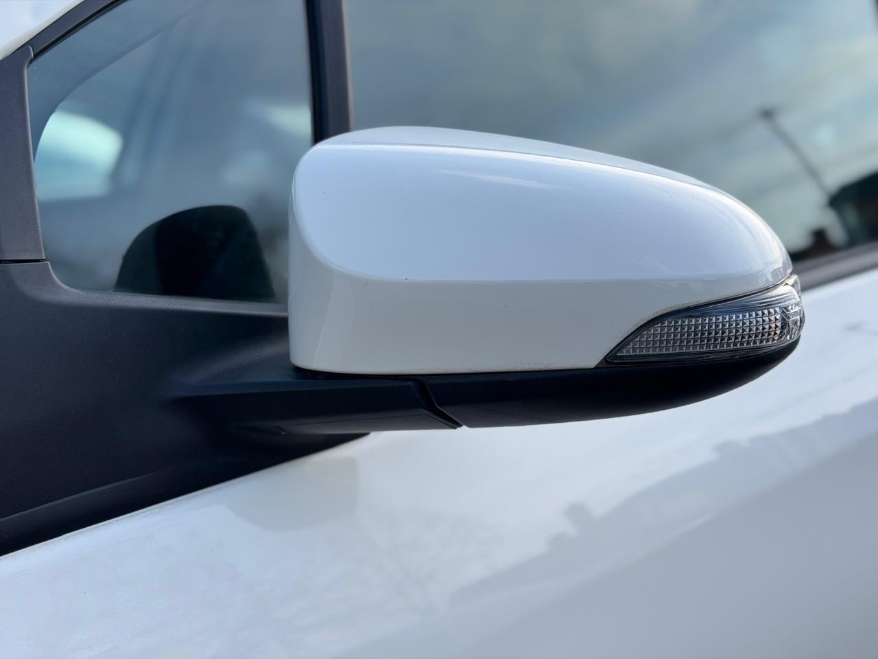 Used Toyota Yaris 2012 for sale - 77737317: Photo 43