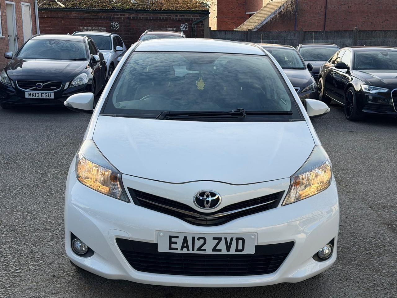 Used Toyota Yaris 2012 for sale - 77737317: Photo 5