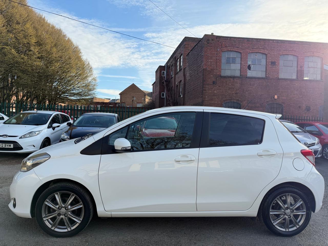 Used Toyota Yaris 2012 for sale - 77737317: Photo 7