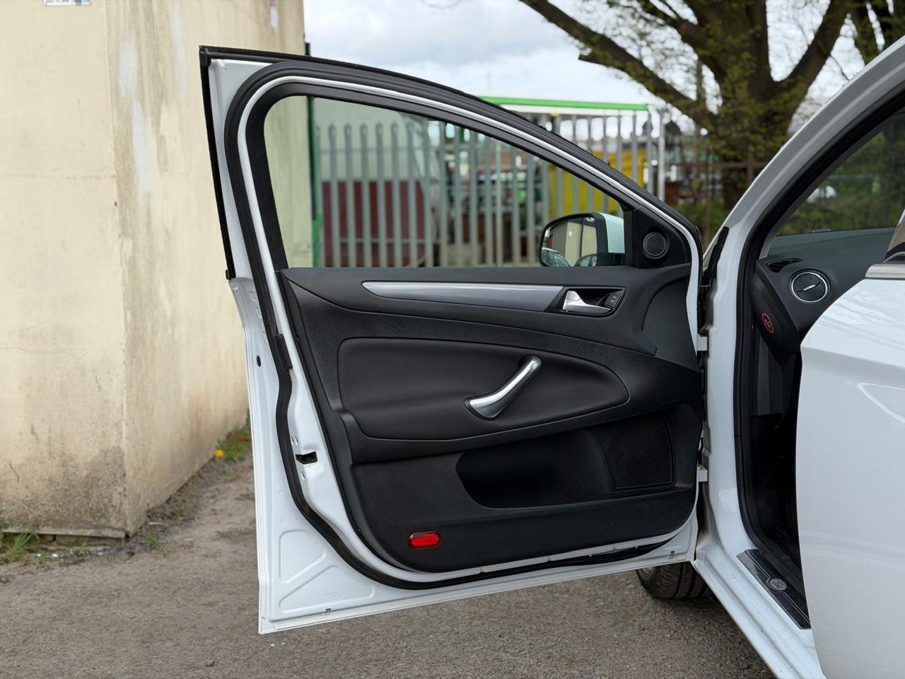 Used Ford Mondeo 2014 for sale - 78185390: Photo 45