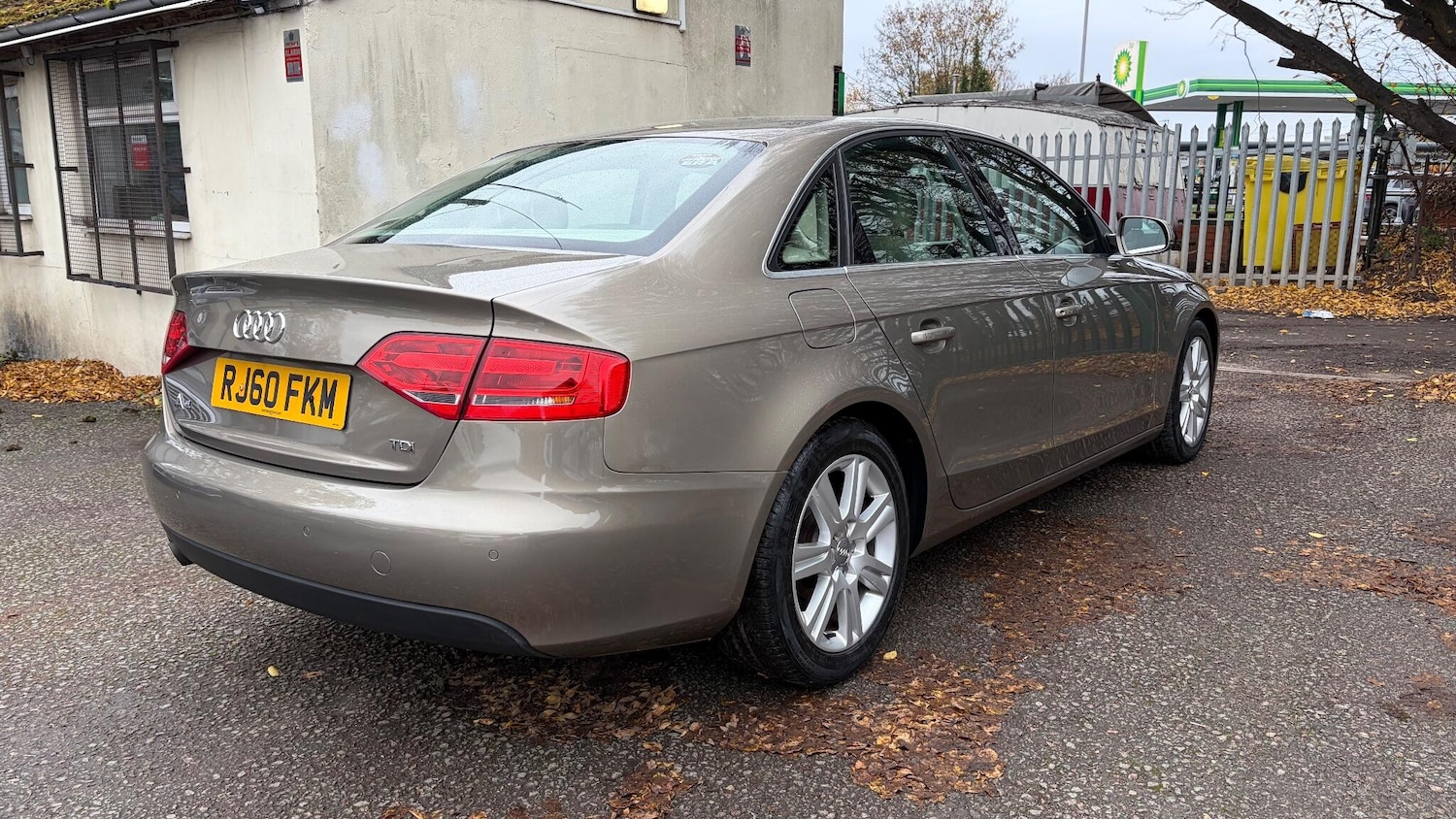 Used Audi A4 2011 for sale - 77170682: Photo 10