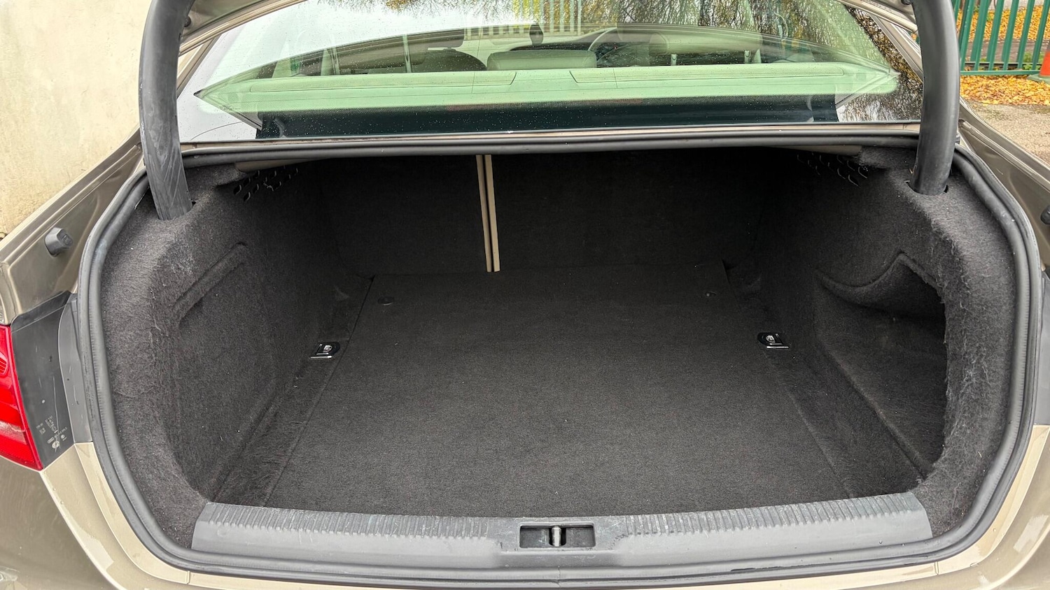 Used Audi A4 2011 for sale - 77170682: Photo 35