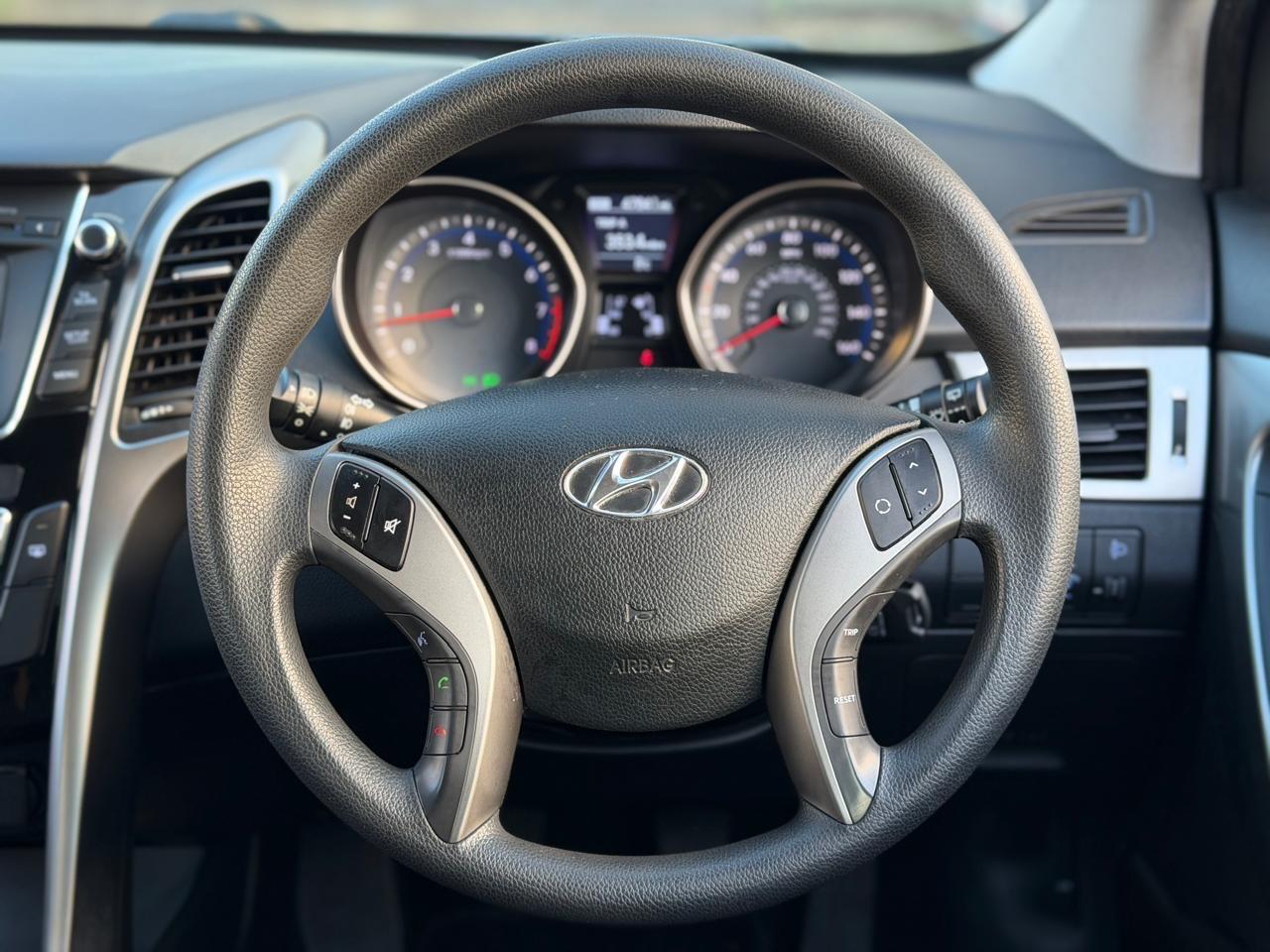 Used Hyundai i30 2013 for sale - 77359040: Photo 13