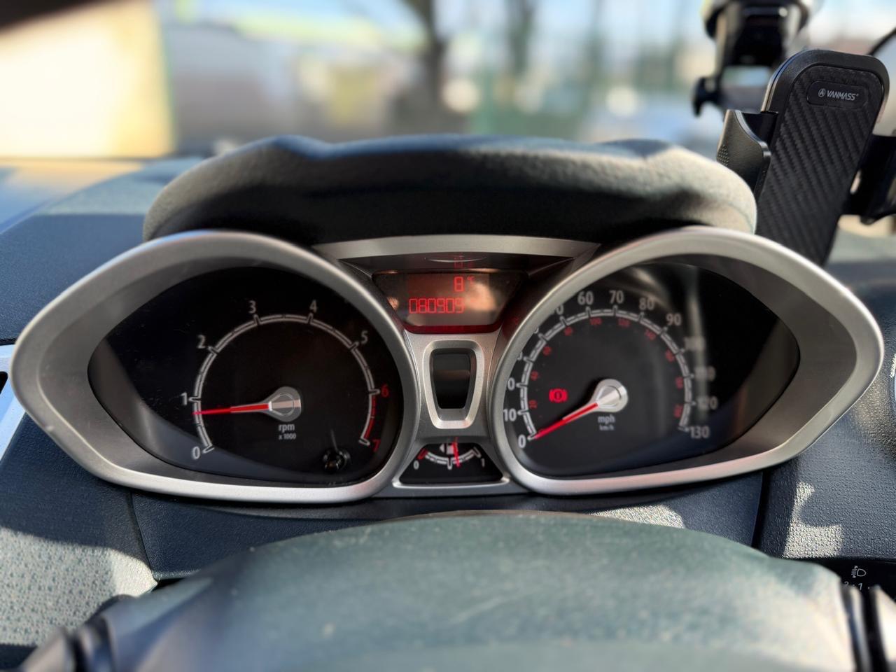 Used Ford Fiesta 2012 for sale - 77839992: Photo 12