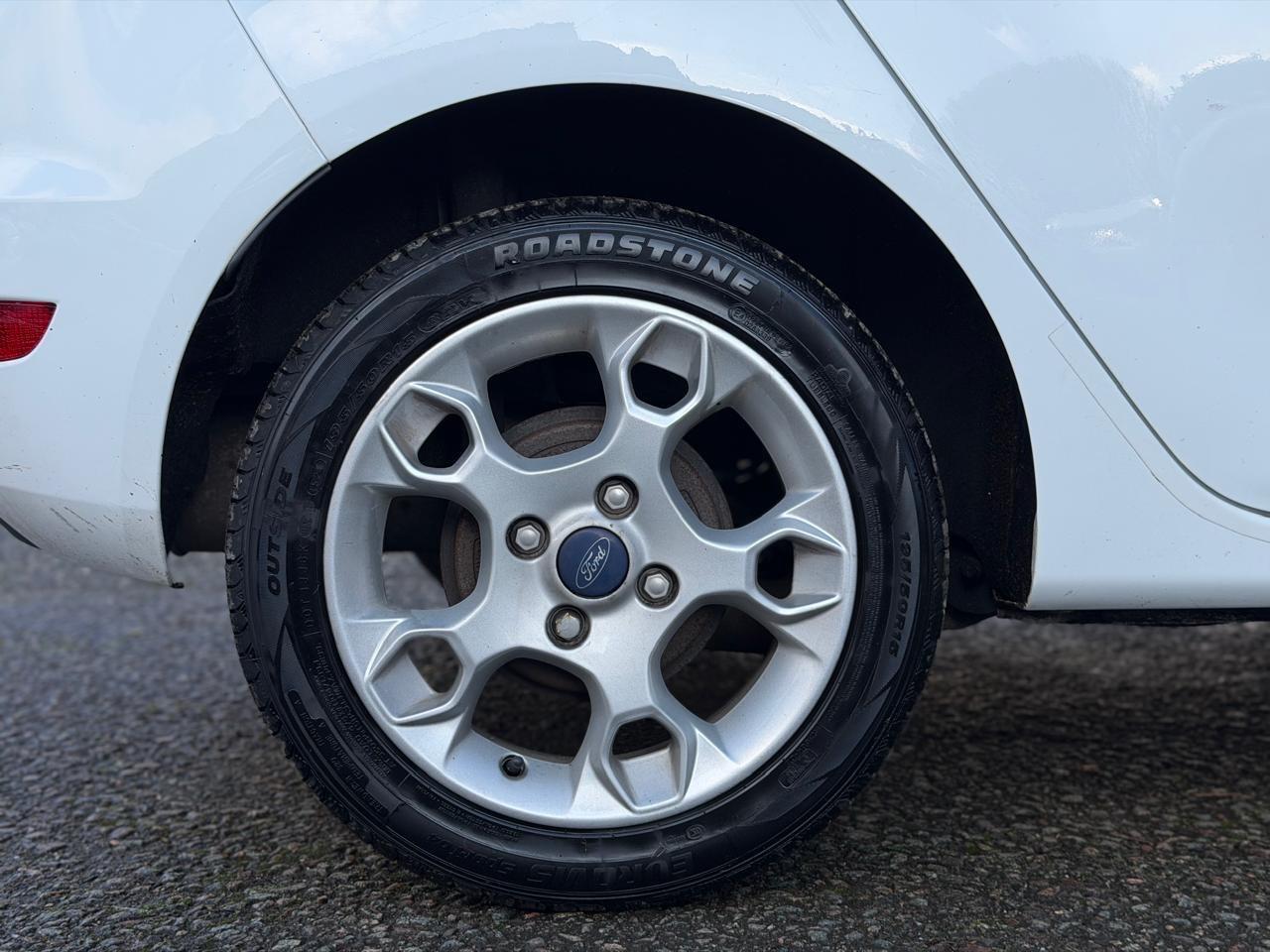 Used Ford Fiesta 2012 for sale - 77839992: Photo 31