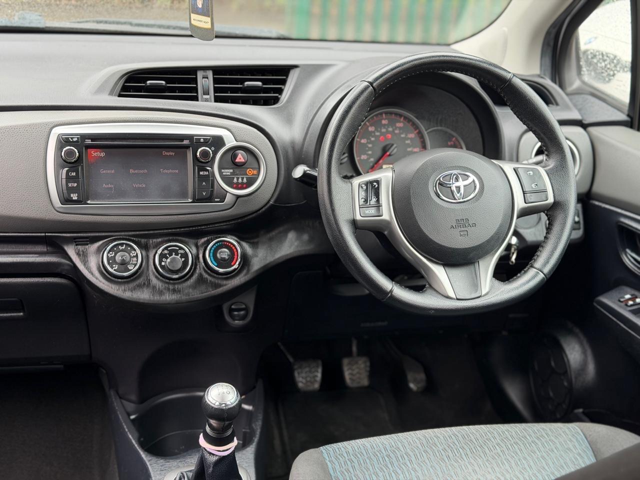 Used Toyota Yaris 2012 for sale - 77633835: Photo 12