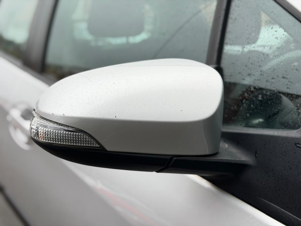 Used Toyota Yaris 2012 for sale - 77633835: Photo 41