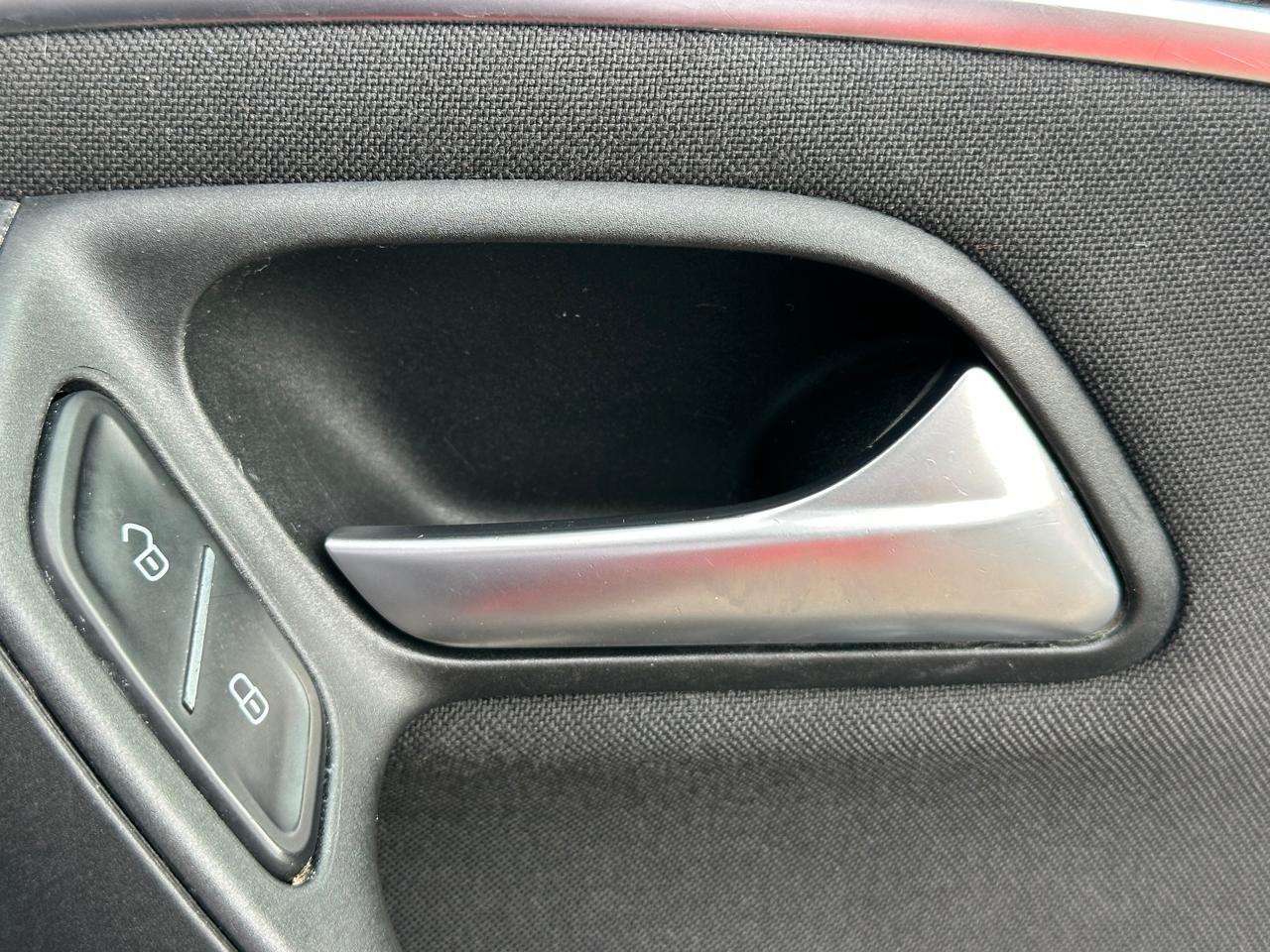 Used Volkswagen Polo 2014 for sale - 77170669: Photo 24