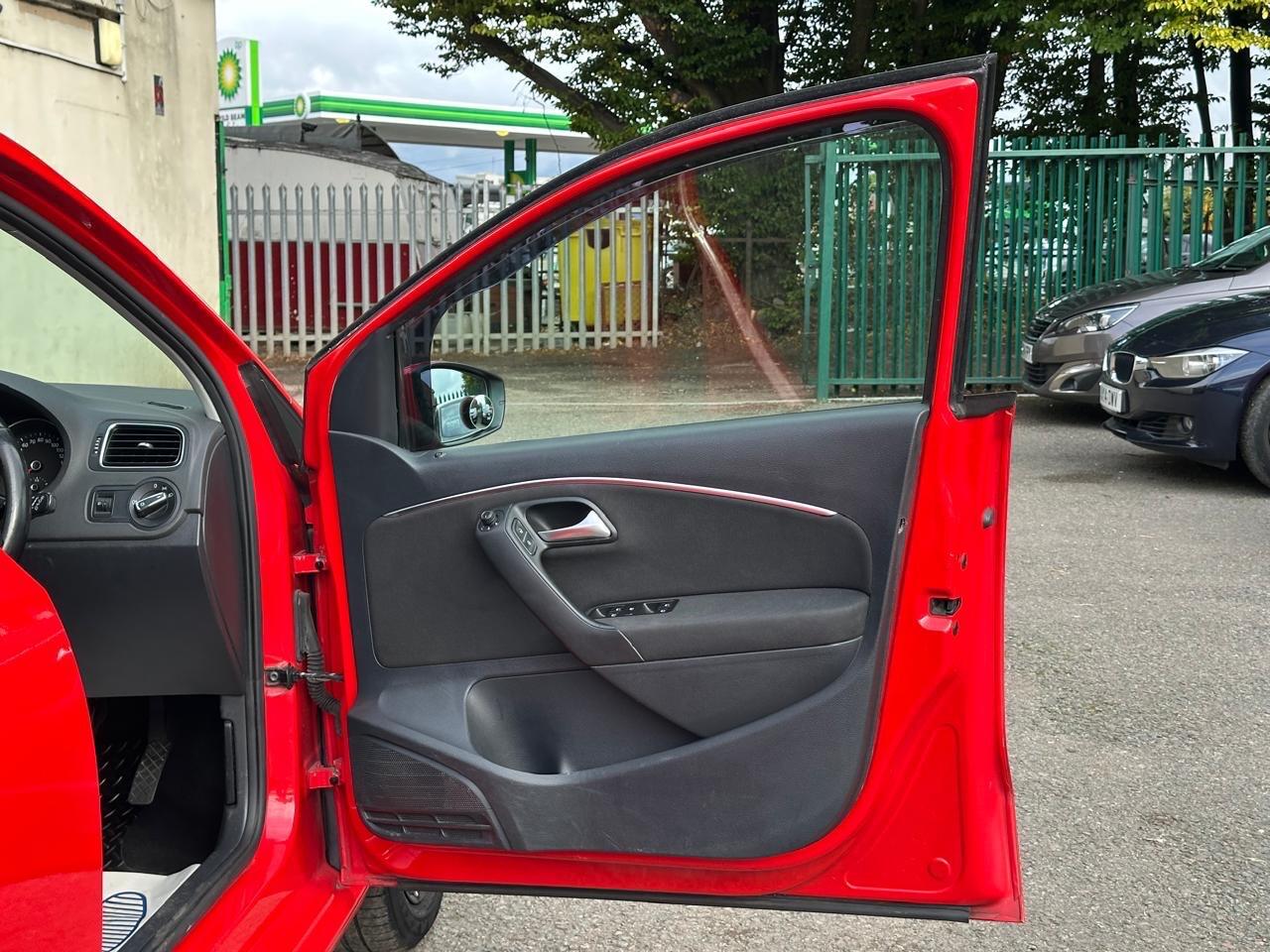 Used Volkswagen Polo 2014 for sale - 77170669: Photo 33