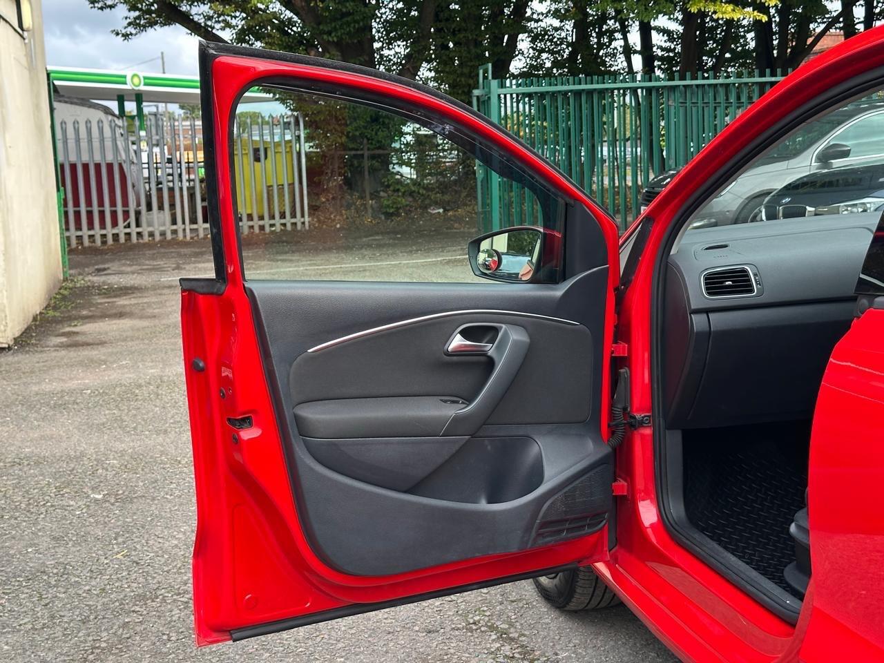 Used Volkswagen Polo 2014 for sale - 77170669: Photo 35