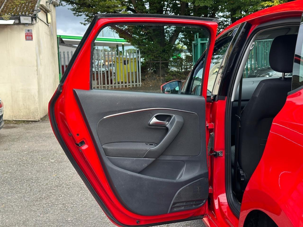 Used Volkswagen Polo 2014 for sale - 77170669: Photo 36