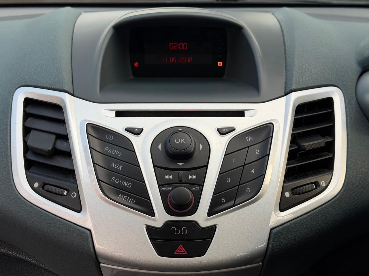 Used Ford Fiesta 2010 for sale - 77170689: Photo 13