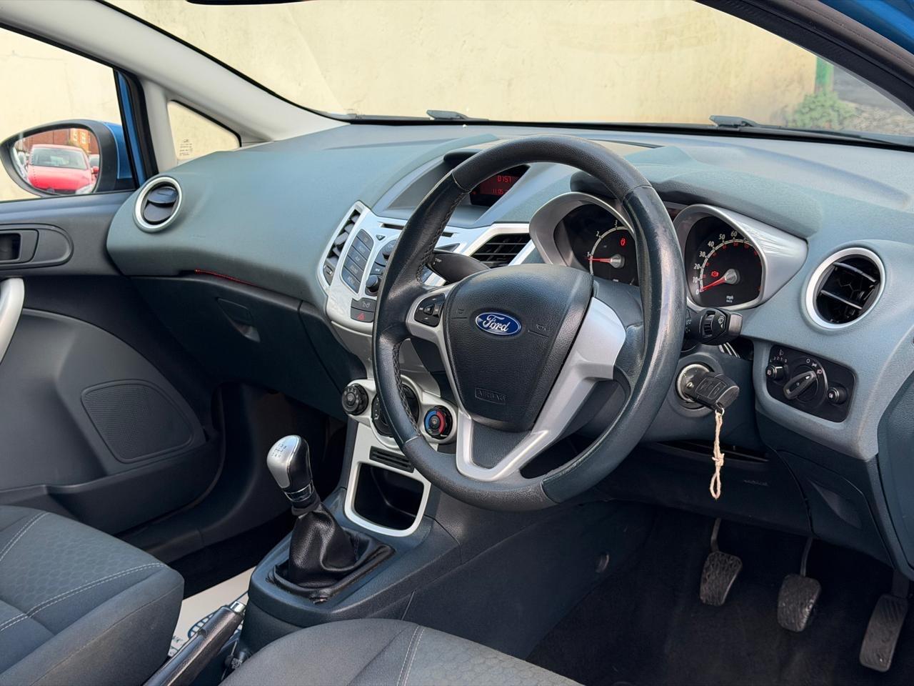 Used Ford Fiesta 2010 for sale - 77170689: Photo 21