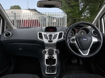 Used Ford Fiesta 2012 for sale - 78741300: Photo