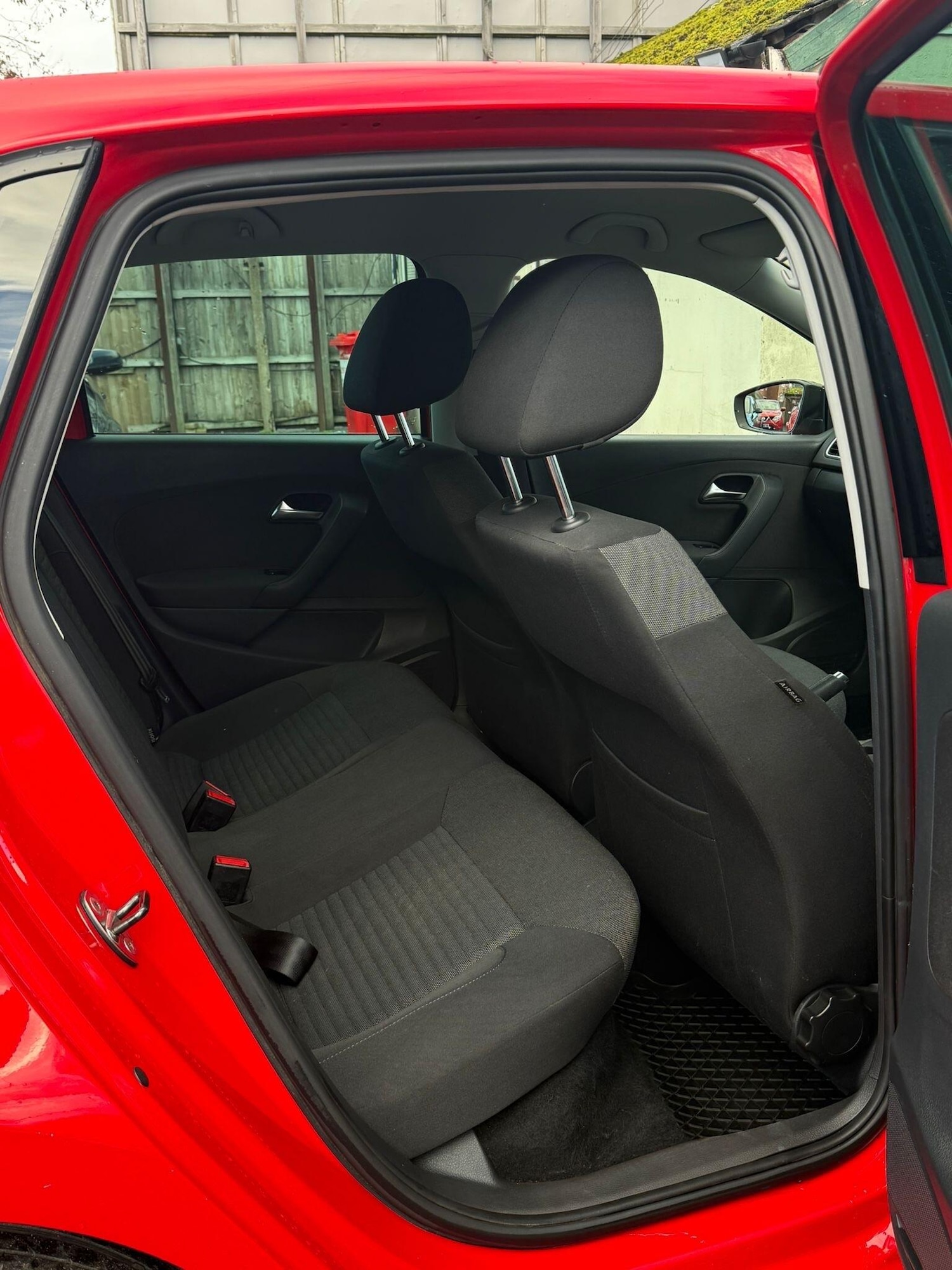 Used Volkswagen Polo 2011 for sale - 77170671: Photo 23