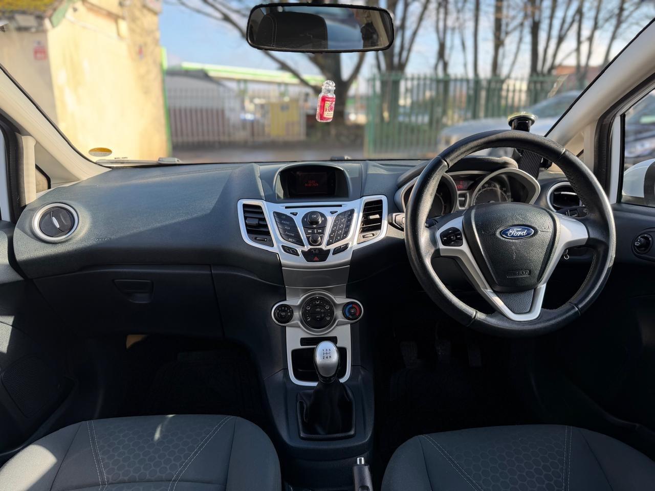 Used Ford Fiesta 2012 for sale - 77440269: Photo 2