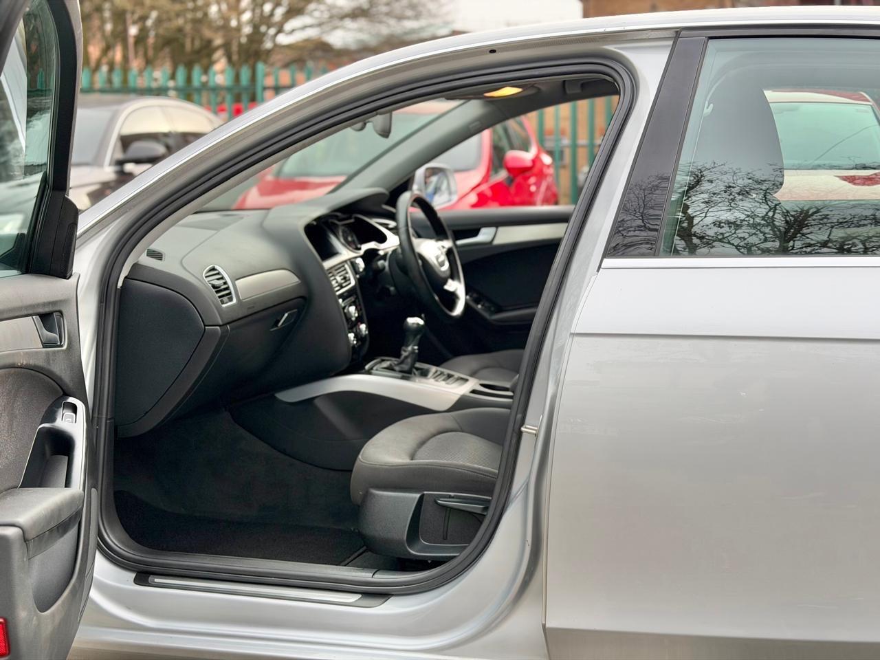 Used Audi A4 for sale - 77586735: Photo 32