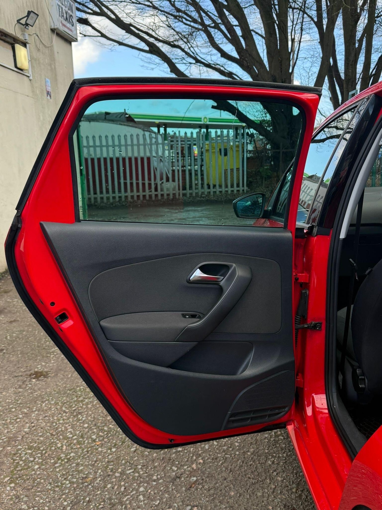 Used Volkswagen Polo 2011 for sale - 78184478: Photo 34