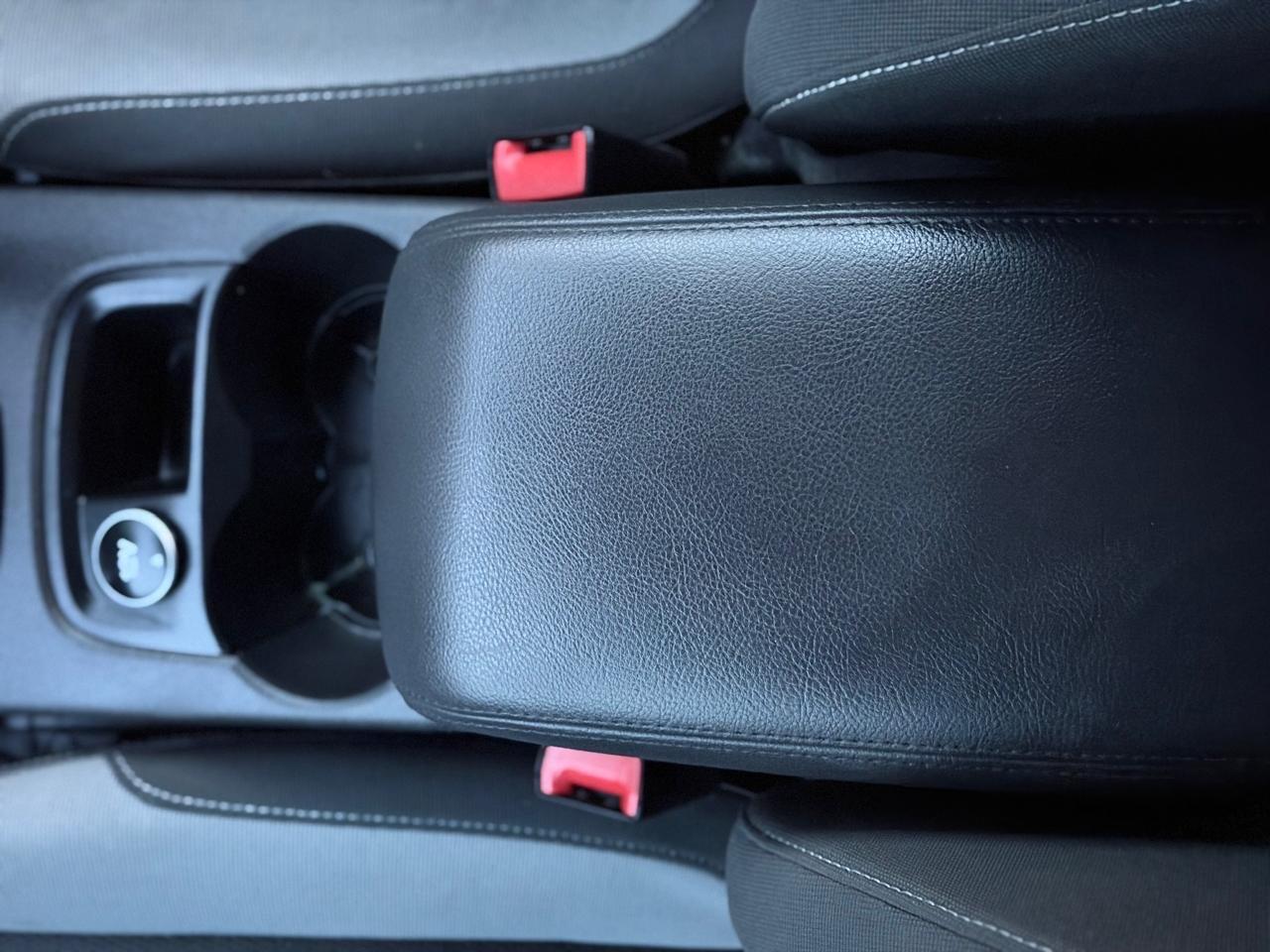 Used Ford Focus 2011 for sale - 77170666: Photo 18