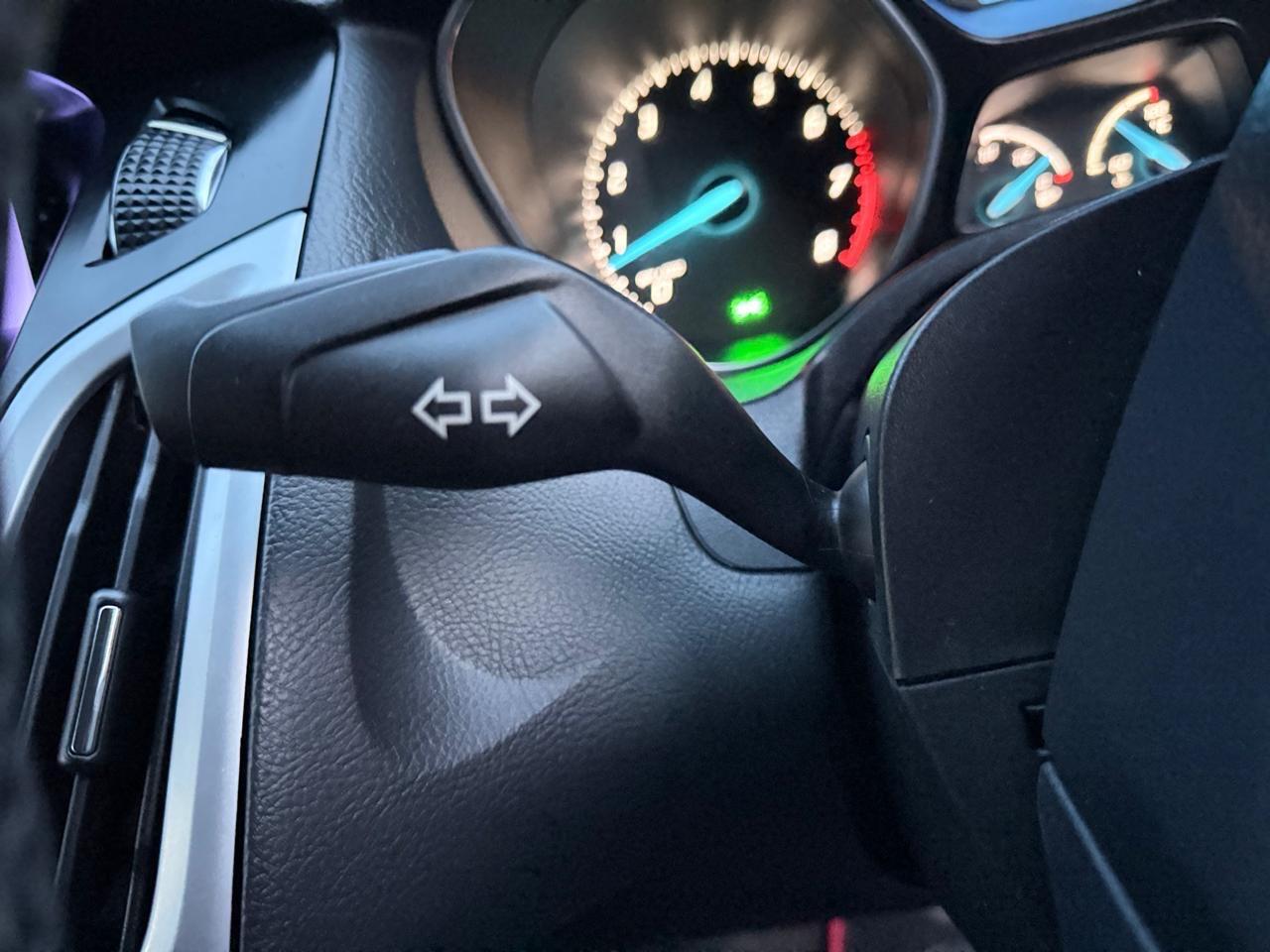 Used Ford Focus 2011 for sale - 77170666: Photo 22