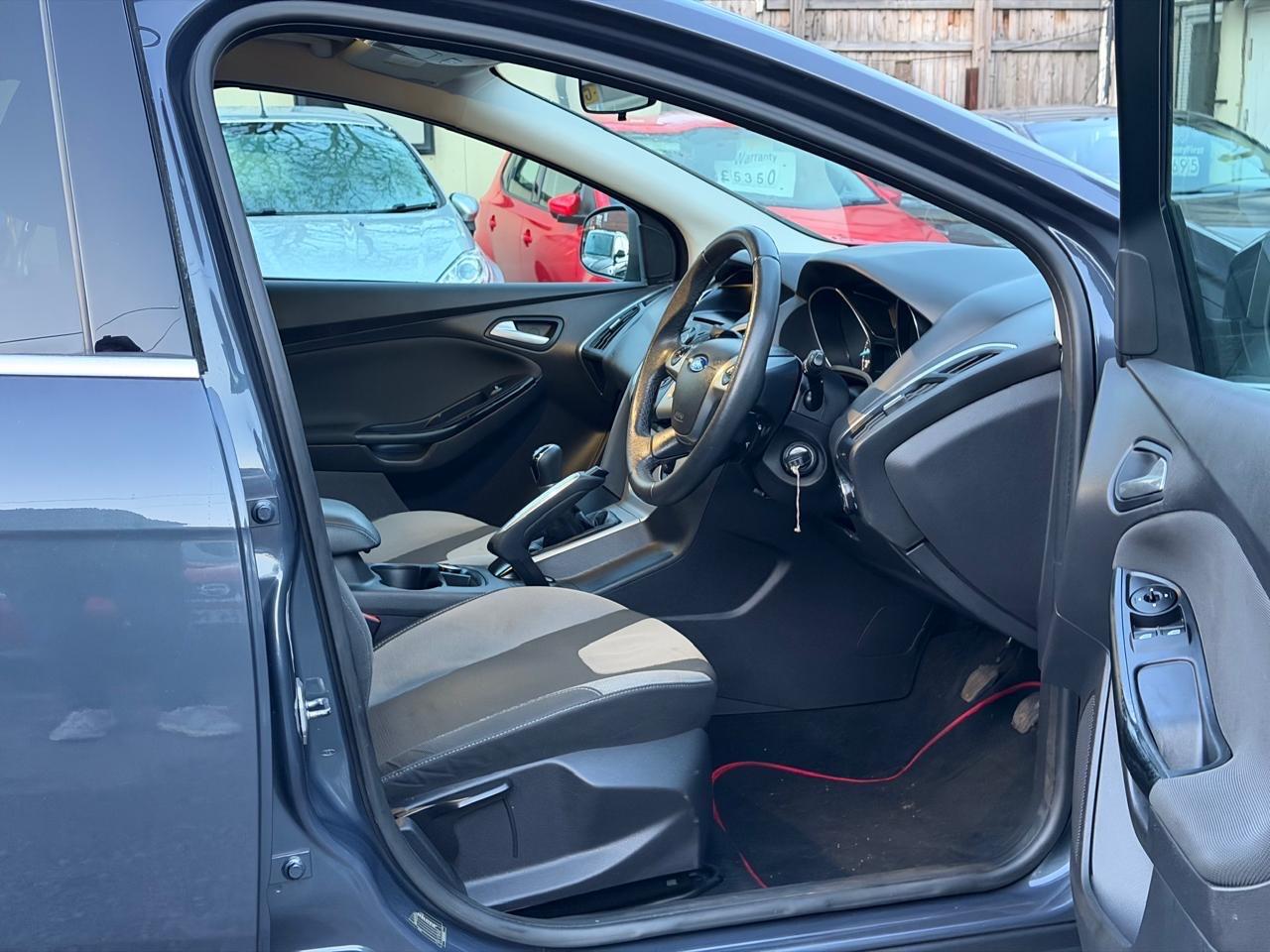 Used Ford Focus 2011 for sale - 77170666: Photo 28