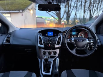 Used Ford Focus 2011 for sale - 77170666: Photo