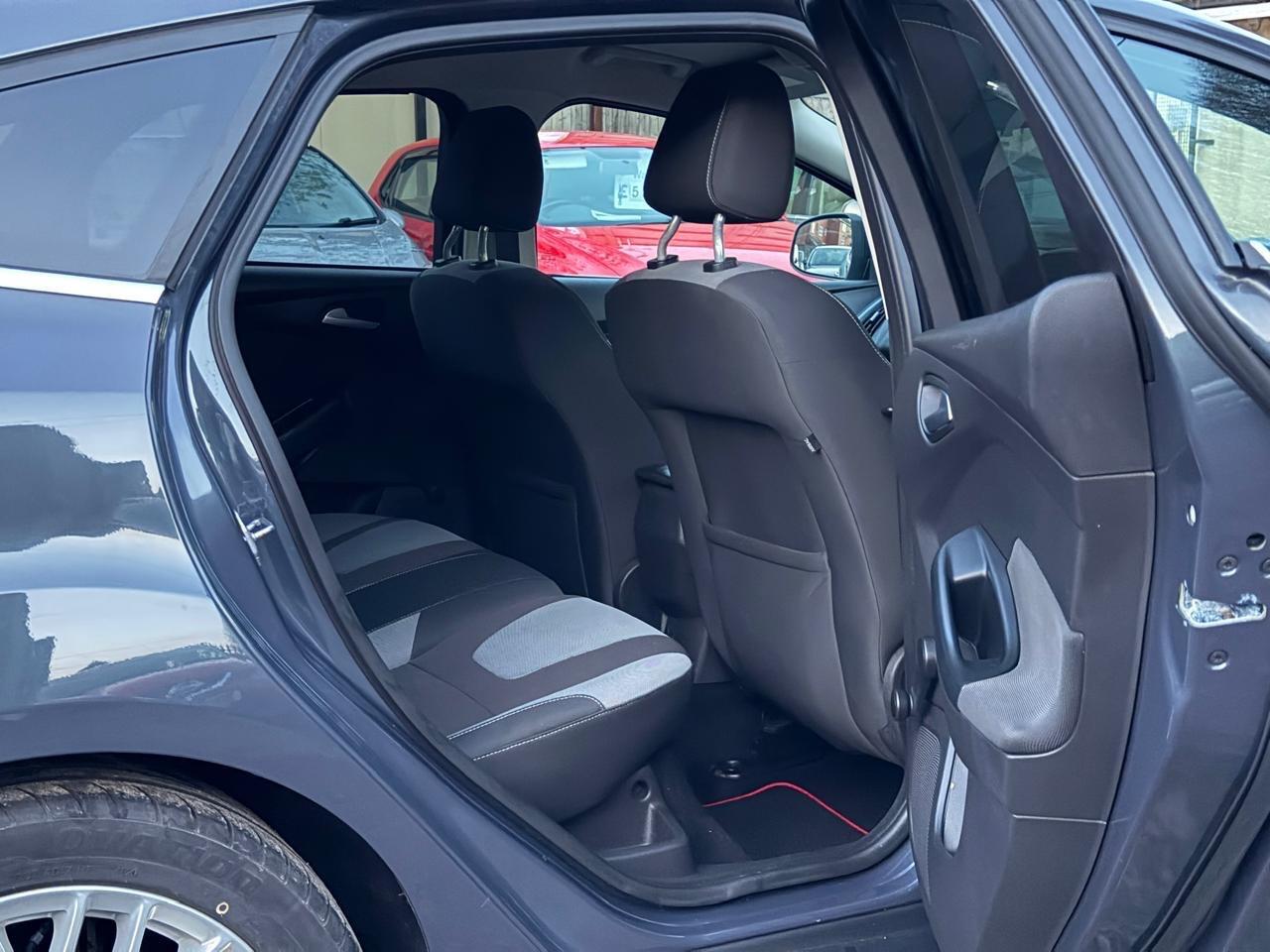 Used Ford Focus 2011 for sale - 77170666: Photo 30