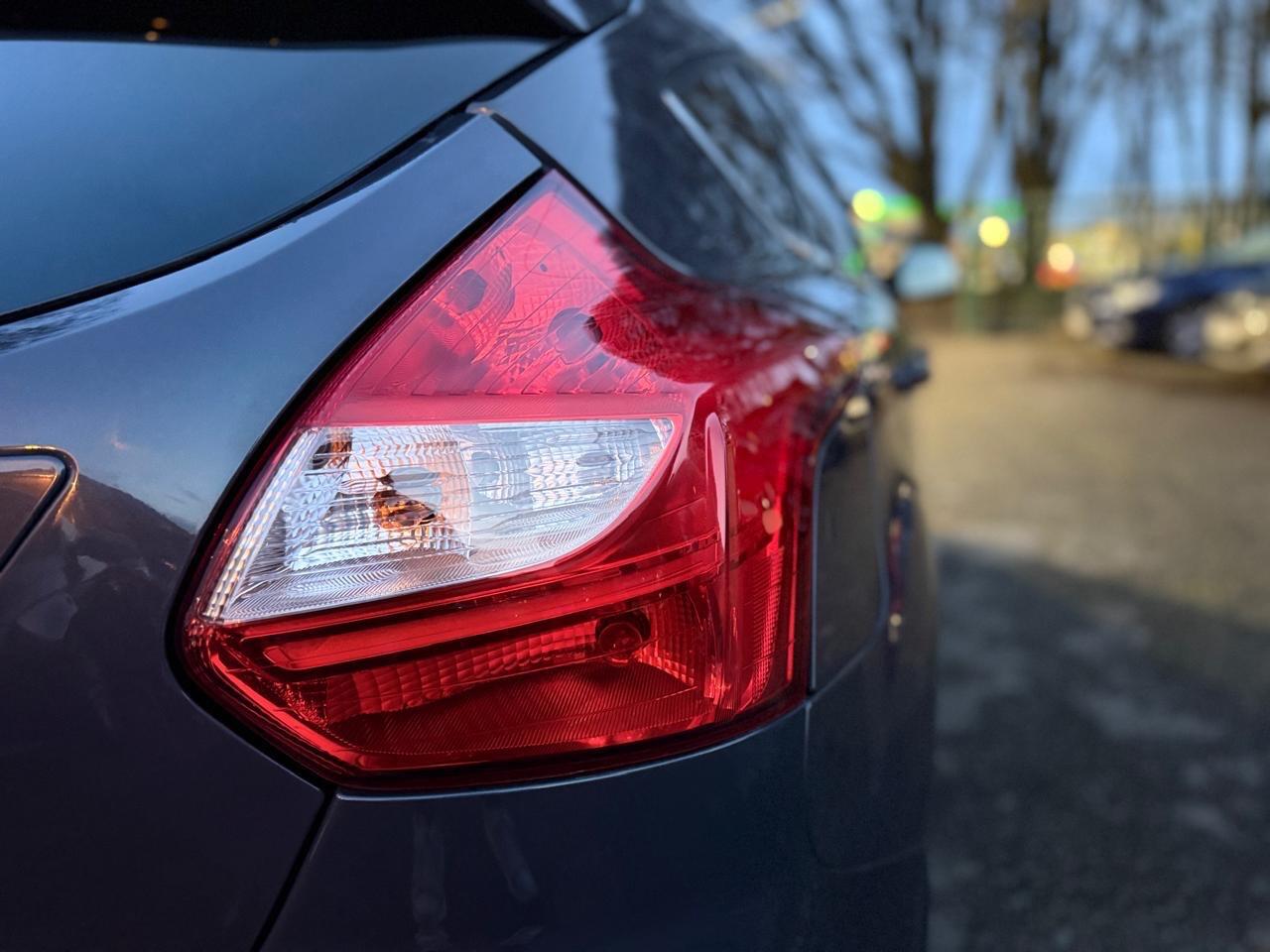 Used Ford Focus 2011 for sale - 77170666: Photo 38