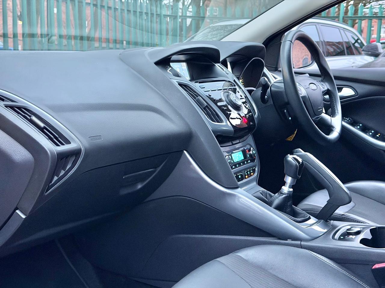 Used Ford Focus for sale - 77599106: Photo 34