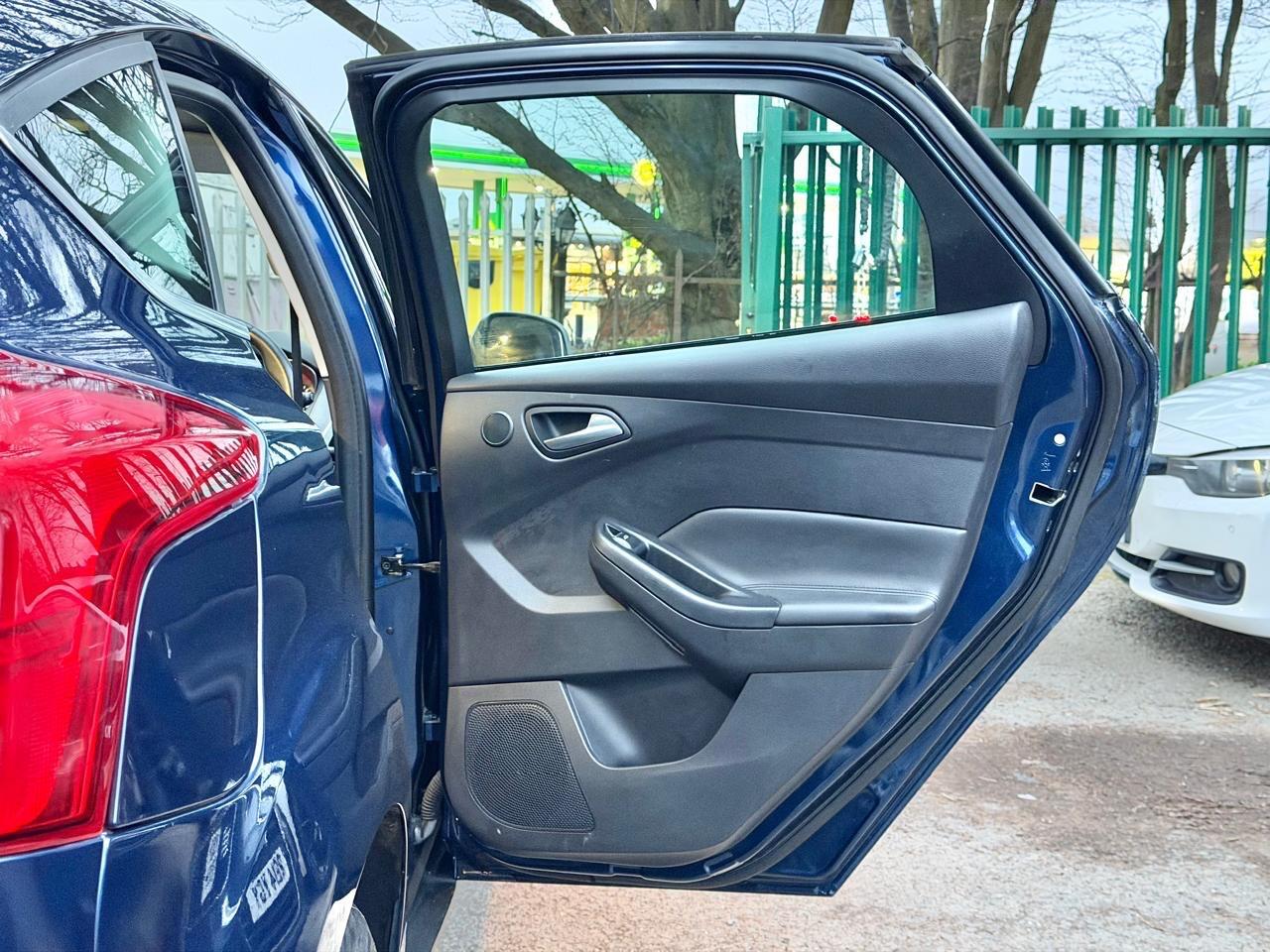 Used Ford Focus for sale - 77599106: Photo 50