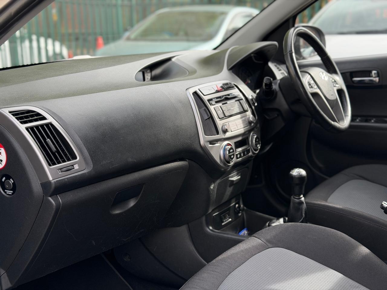 Used Hyundai i20 2014 for sale - 78185406: Photo 31