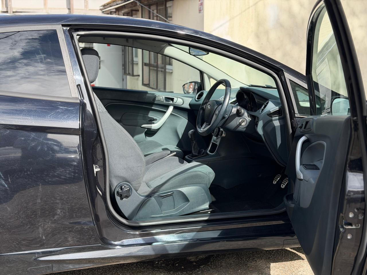 Used Ford Fiesta 2009 for sale - 78184260: Photo 24