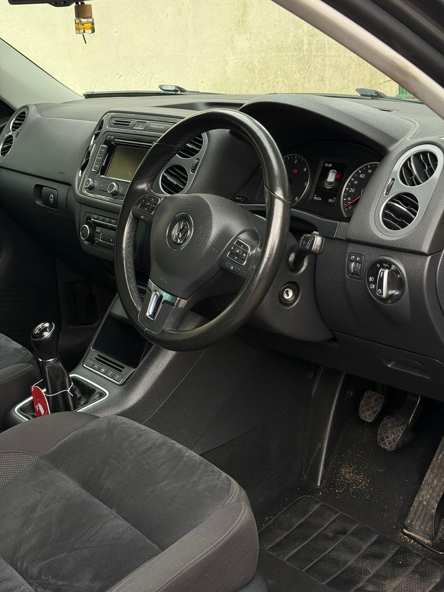 Used Volkswagen Tiguan 2014 for sale - 77170677: Photo 26