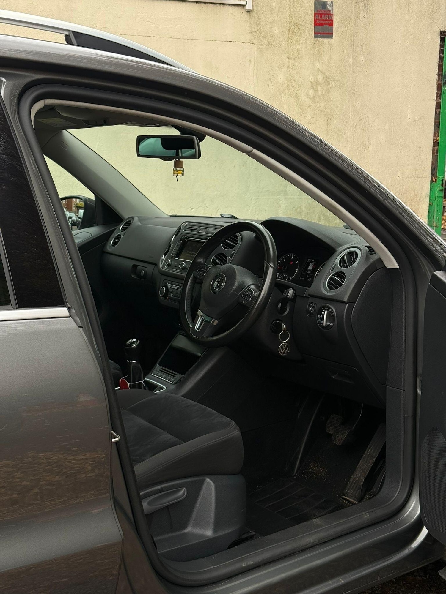 Used Volkswagen Tiguan 2014 for sale - 77170677: Photo 27