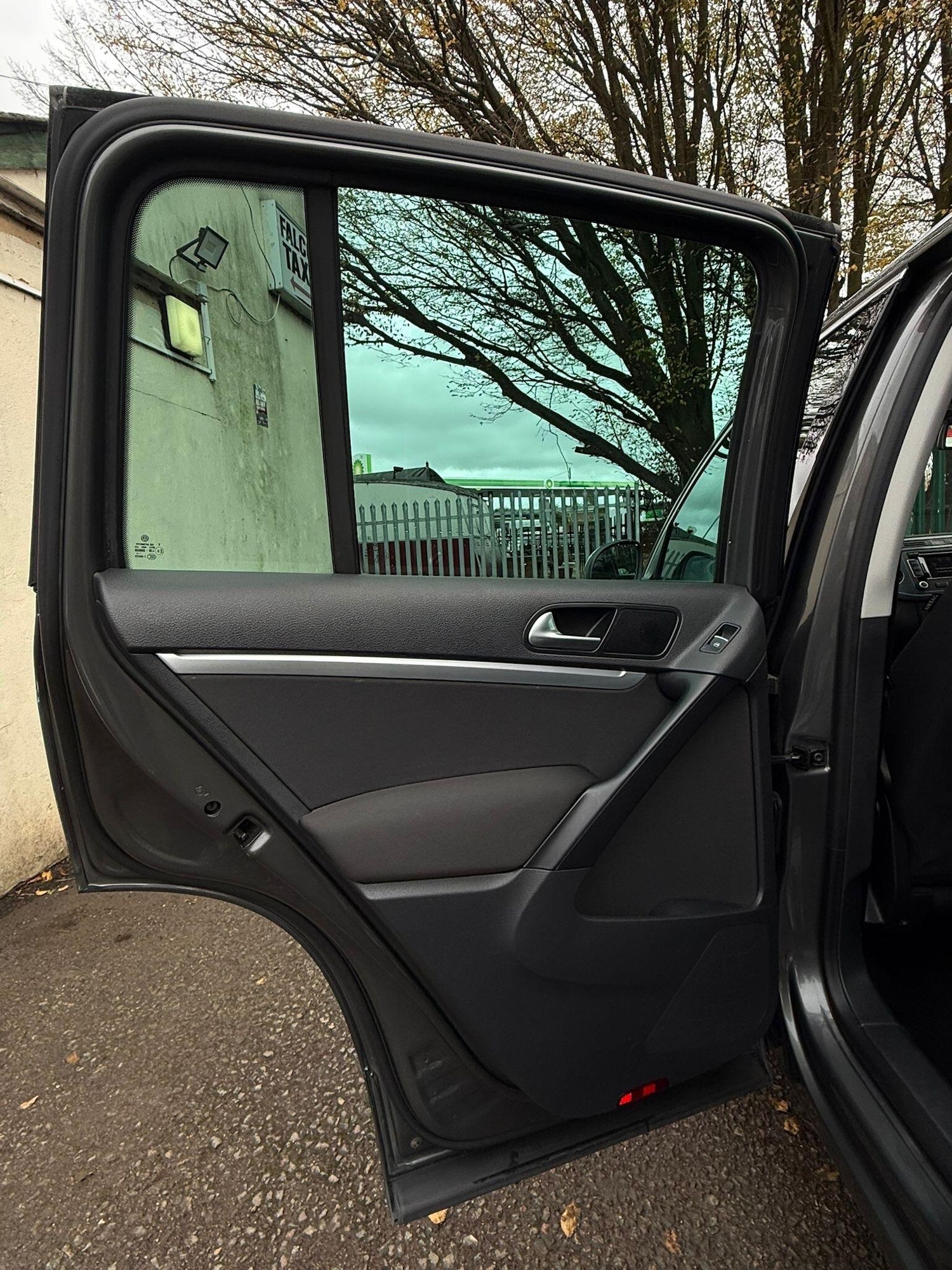 Used Volkswagen Tiguan 2014 for sale - 77170677: Photo 44