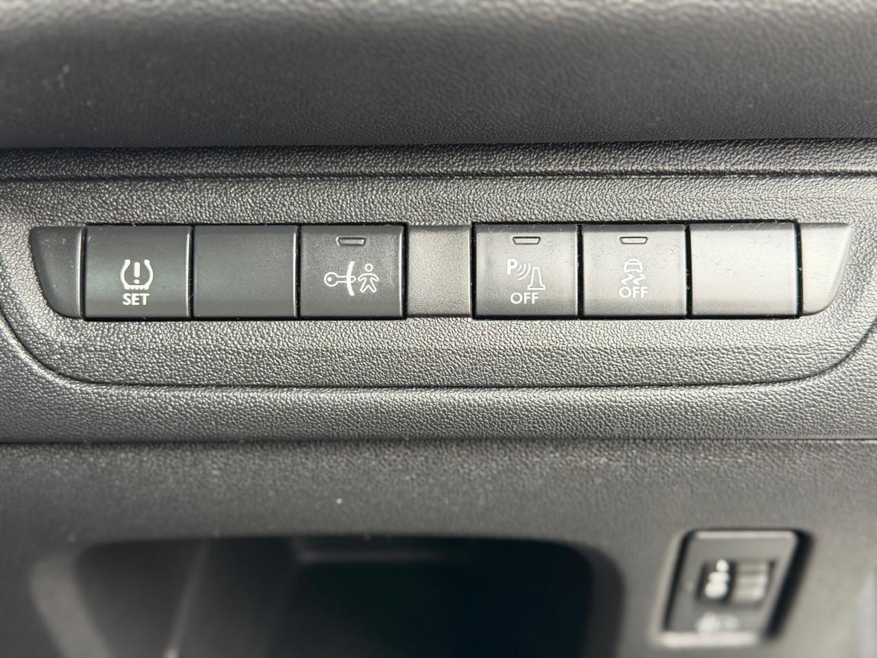 Used Peugeot 208 2014 for sale - 77278542: Photo 26